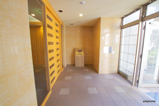 天満リバーサイドプラザ　仲介手数料無料のエントランス