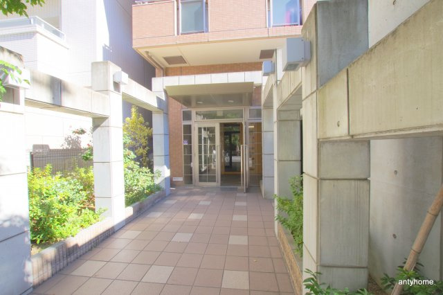 天満リバーサイドプラザ　仲介手数料無料のエントランス