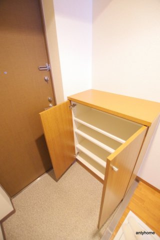 天満リバーサイドプラザ　仲介手数料無料の玄関