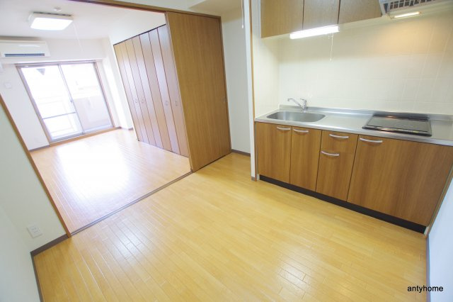 天満リバーサイドプラザ　仲介手数料無料の居間・リビング