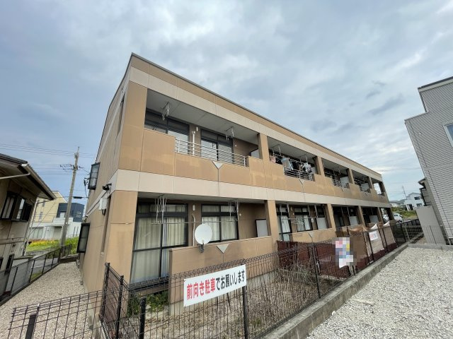 エトワール若草の外観