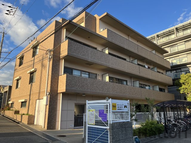 グランシャリオの外観