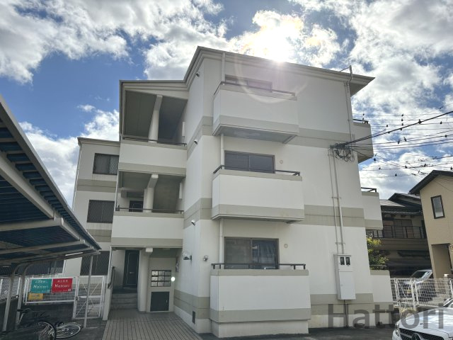 クレセントハイツ今里の外観