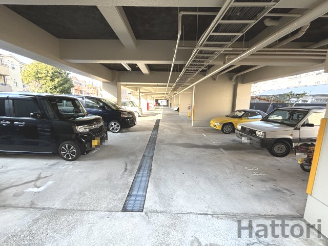 サニープラザの駐車場