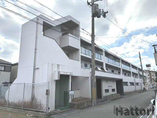 ドエル野里の外観