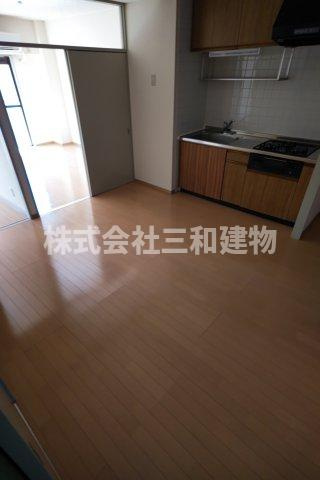 ウエストヒルズ・２１の居間・リビング|同間取り別室の参考写真です