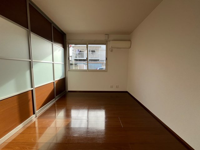 セジュール東雲の洋室