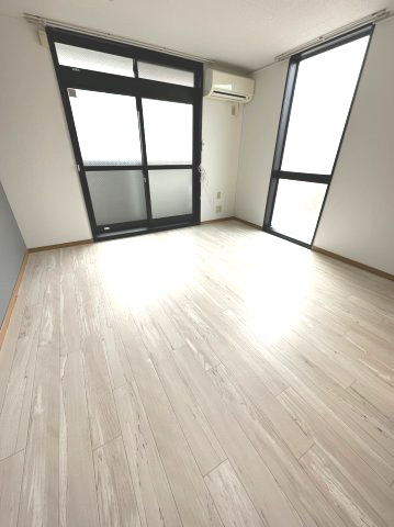 SENSE　WAKAYAMAの居間・リビング