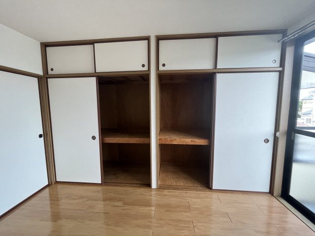 ドミール本郷Bの収納