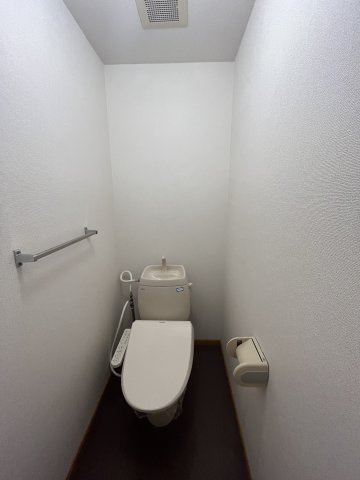 ドミール本郷Bのトイレ
