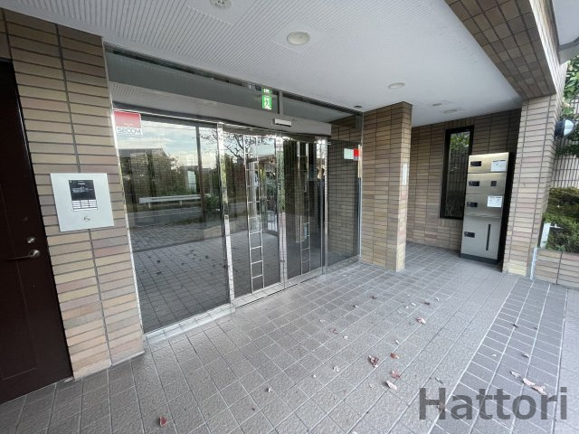 アルコ北園田のエントランス