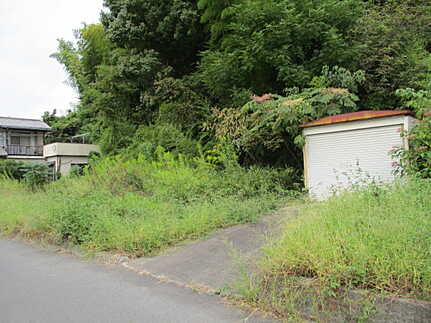 廿日市市物見東１丁目　土地の前面道路含む現地写真