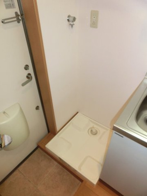 【その他】 | サザンウィンズ横浜 | サザンウィンズ横浜　室内洗濯機置き場