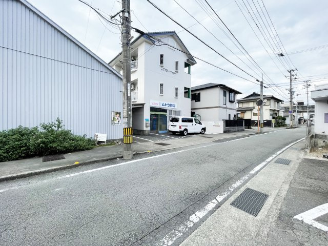 ラベンダーハイツの駐車場