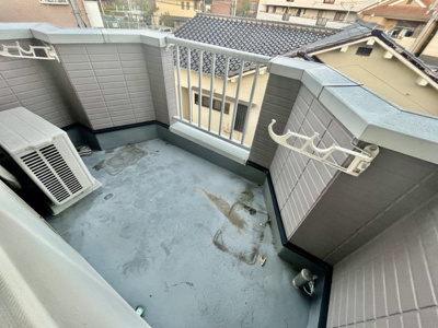 【バルコニー】 | コモド・アビターレ