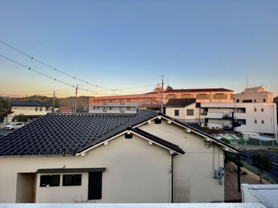 【展望】 | コモド・アビターレ