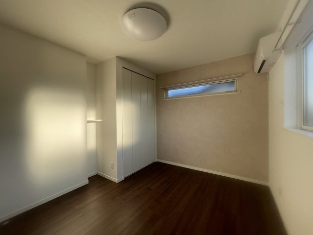 リープラス姫路天満の洋室