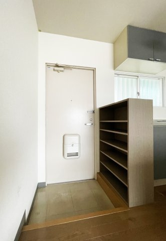 フラワーシャトーの玄関