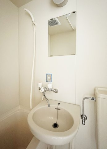 フラワーシャトーの洗面所