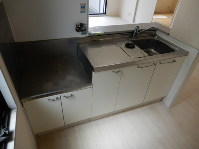 アドホックディアスのキッチン