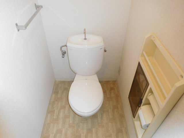 アドホックディアスのトイレ