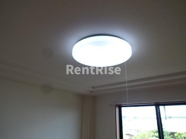 ハイツ ルミエール|照明器具
