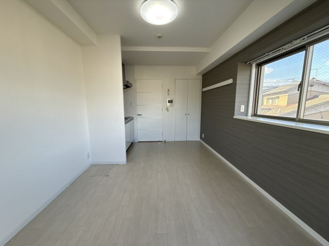 ヴィラ・エトワールの居間・リビング