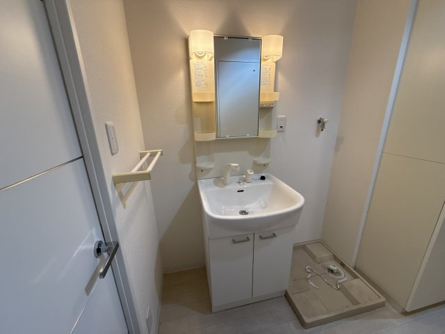 ヴィラ・エトワールの洗面所