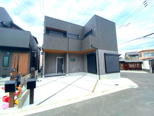 【建築条件付き土地】サン・タウン太秦元町の外観|■■弊社仕様の施工事例です■■
※一部オプション追加有り