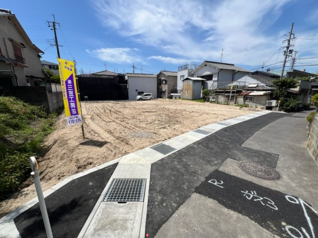 【建築条件付き土地】サン・タウン太秦元町の前面道路含む現地写真|■閑静な住宅街で、車通りも少なくお子様も安心なエリアです♪♪
