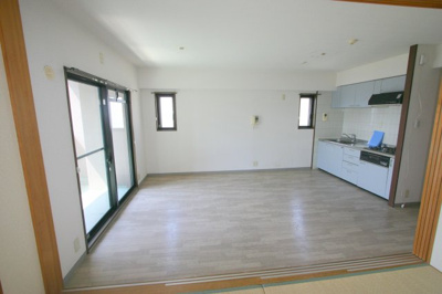 【居間・リビング】 | ローレルウィングス蛍池