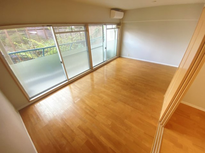 【居間・リビング】 | カルム緑地公園5