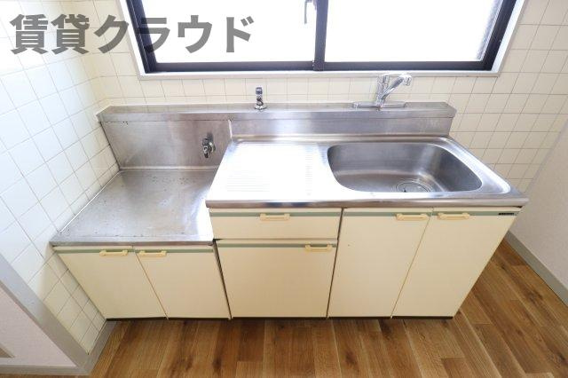 金澤ビルのキッチン|使いやすいキッチンです