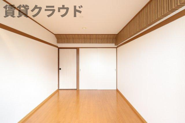 金澤ビルの寝室|使い勝手のいい寝室です