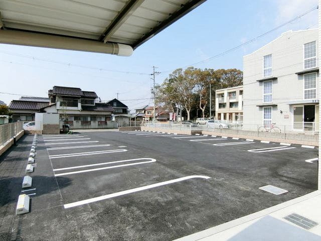 RiverPlazaの駐車場|カースペースがあります