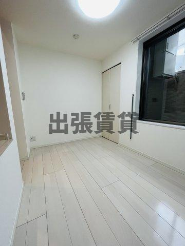 仲介手数料0円！グレイス栄生の居間・リビング