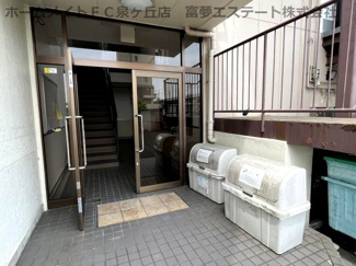 【エントランス】