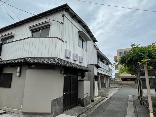 牛島店舗　の外観