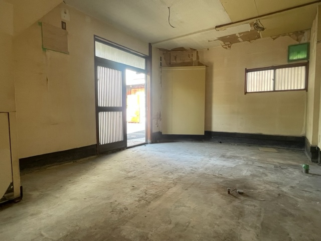 牛島店舗　