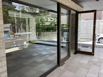 【エントランス】 | フォレスティア苦楽園