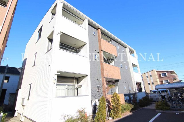 ベルプロムナード・美房Ⅱの外観