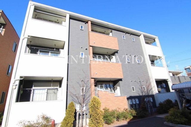 ベルプロムナード・美房Ⅱの外観