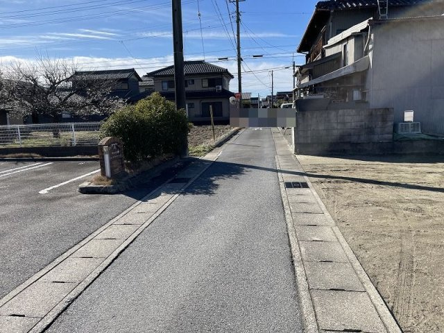 各務原市川島渡町の前面道路含む現地写真