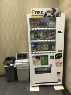 【周辺】 | 自動販売機(1階)