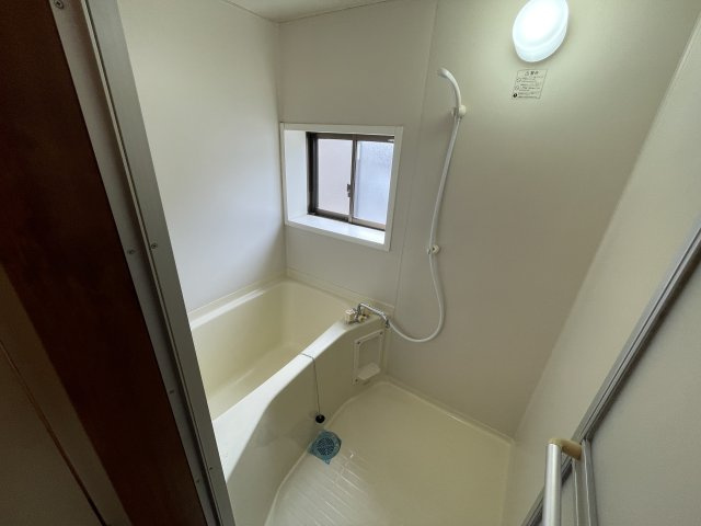 キャッスルKKの浴室