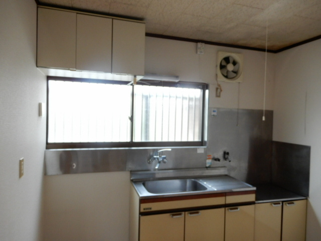 中林貸家　２戸１のキッチン
