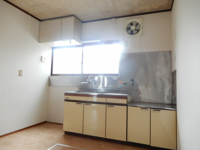 中林貸家　２戸１の居間・リビング