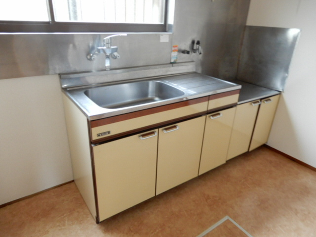 中林貸家　２戸１のキッチン