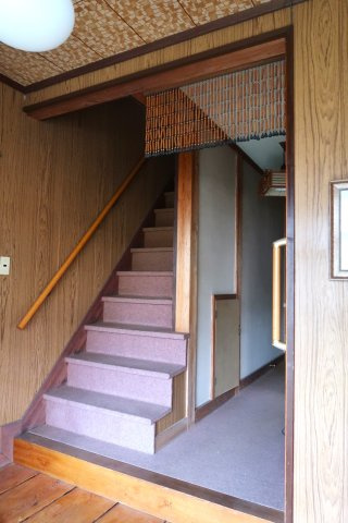 米子市旗ヶ崎３丁目5　中古住宅の玄関|玄関ホール