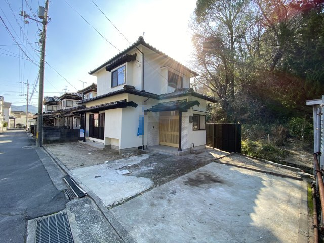 中古戸建　伴東1丁目の駐車場